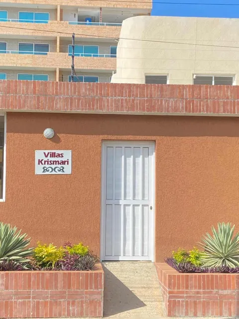 Villas Krismari Th Venta Lechería 124m2