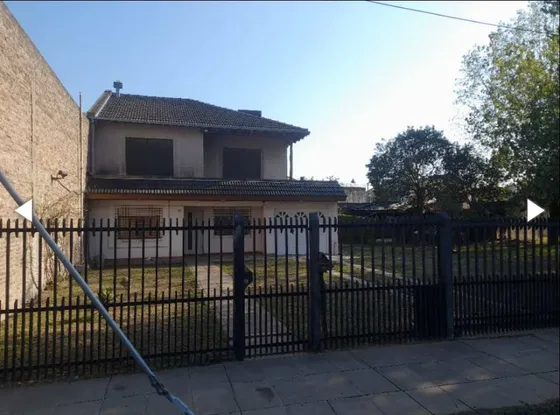 Casa Y Lote En Av Bella Vista 4945 