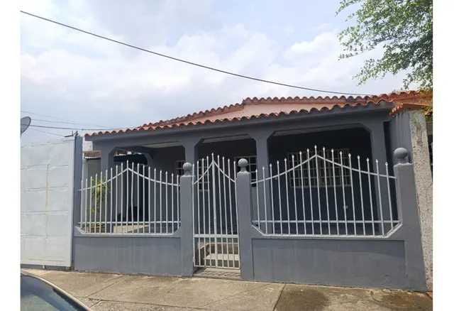 Casa Urb Luisa Caseres De Arismendi Sector Proceres Ve32-022cr-gmon