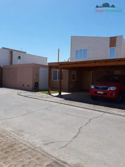 Casa En Venta De 4 Dorm. En Copiapó