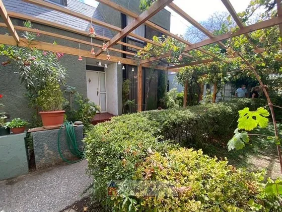 Casa En Venta En Ñuñoa