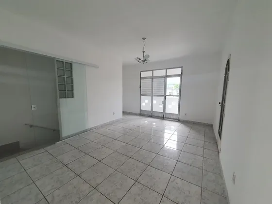 Casa 3 Dormitórios- Chico De Paula - Santos