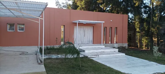 Casa De 5 Dormitorios En Colón