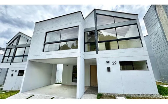 Ganga Casa En Venta En Norteamérica - Bello