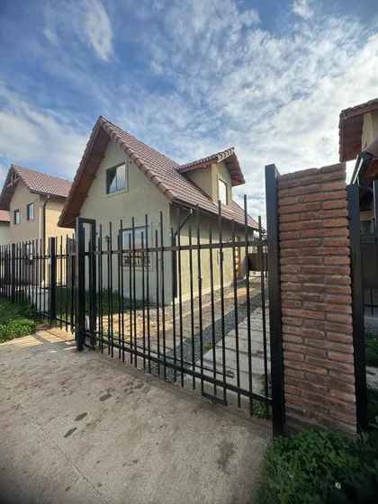 Casa 3 Dormitorios - 2.5 Baños