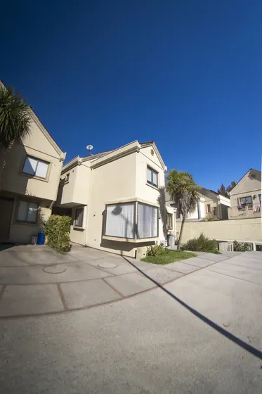 Se Vende Cómoda Casa En Condominio, Villa Barcelona, Chillán