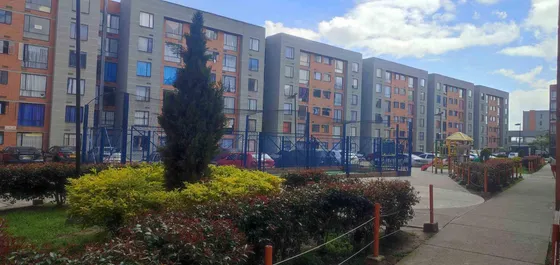 Apartamento En Venta, Parque Campestre, Soacha (18742).