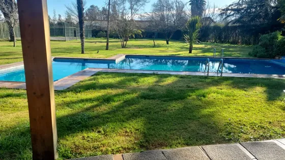 Arayabroker Vende Preciosa Parcela Con Casa En Peñaflor