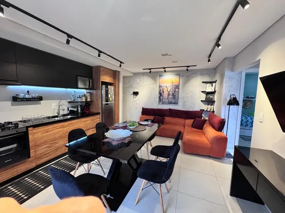 Vende-se Apartamento Todo Mobiliado Em Itajaí!