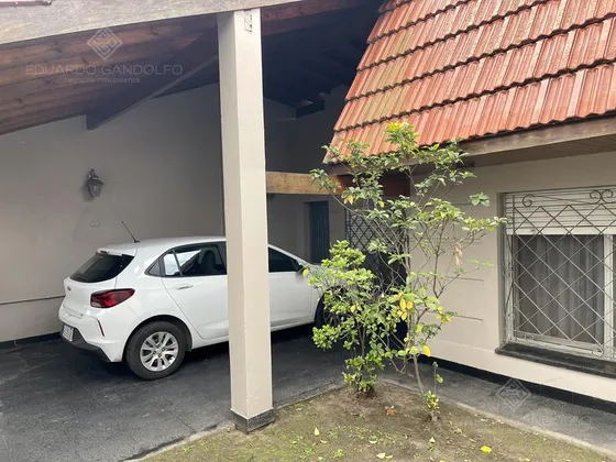 4 Dorm - 3 Baños - Jardín- Quincho - Pileta - Oportunidad!!!!