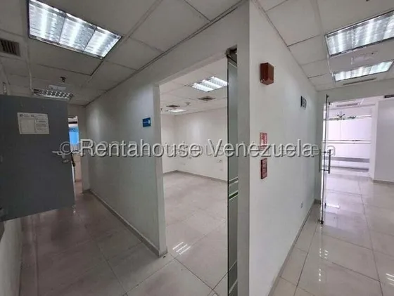 Local Comercial En Alquiler Centro Galipan El Rosal Dm 25-21815