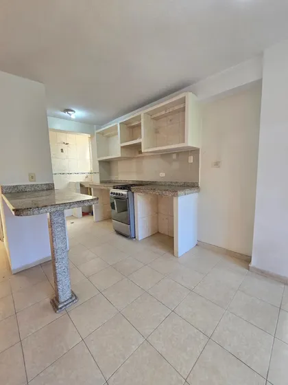Home24oasis Oasis Vende Apartamento En Residencias Terrazas De Guadalupe, La Laguna Piso 4, 02 Hab 01 Baño 01 P.e