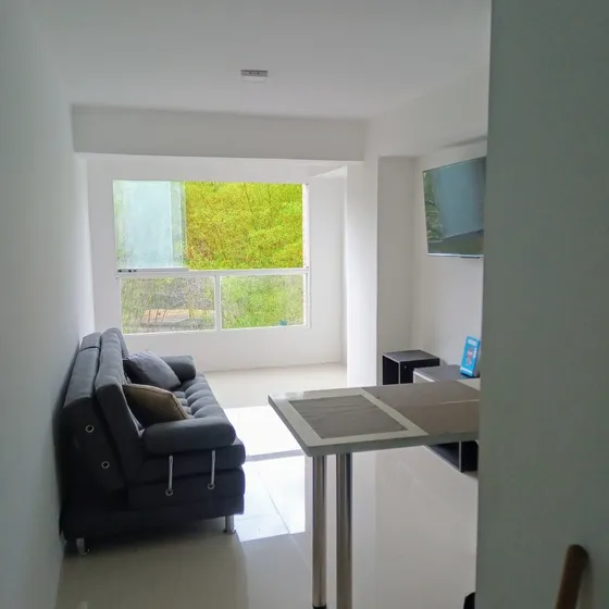 Urb. Miravila, Parque Caiza, Venta De Apartamento. Ov.