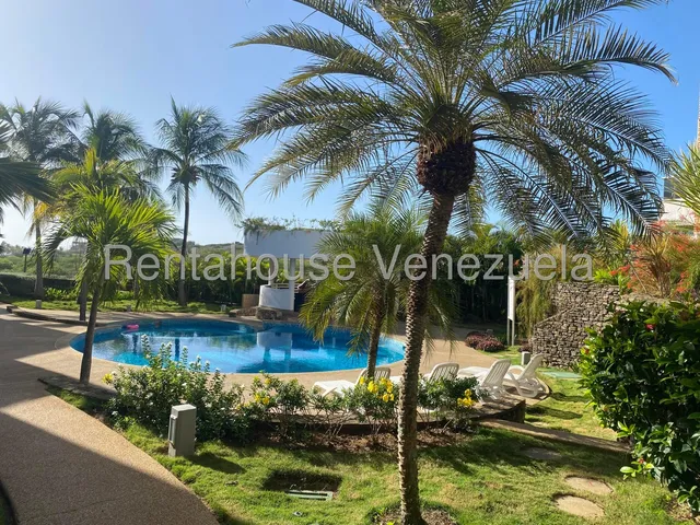 Hermoso Th Plaza Real Mcgf 25-15379