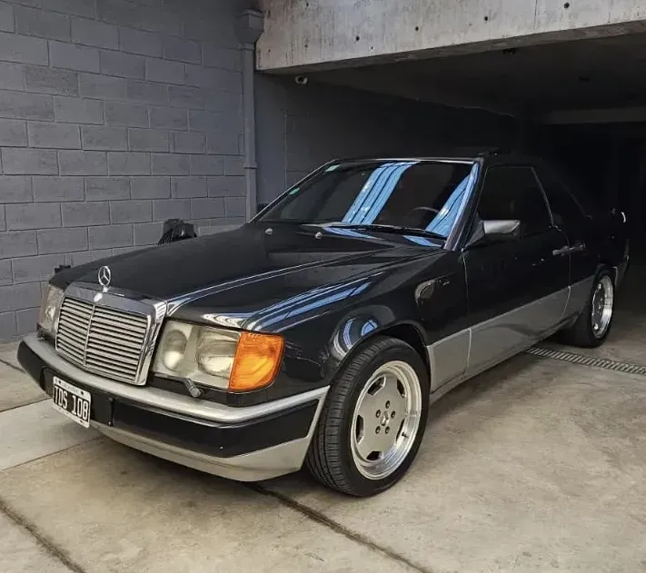 Mercedes-Benz 300 W123 300ce