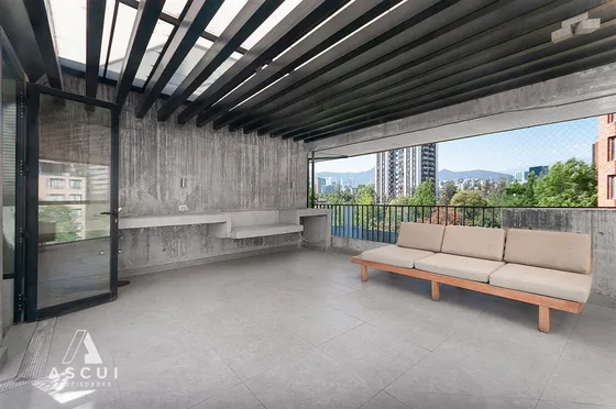 Departamento En Venta De 2 Dorm. En Las Condes