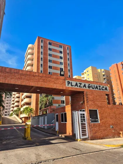 Alquiler Apartamento Cr Plaza Guaica Lecheria