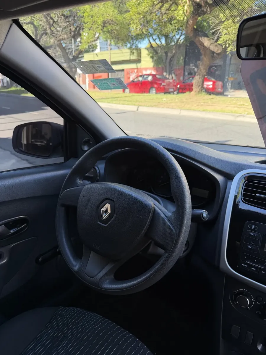 Renault Logan 1.6 Authentique 85cv5215520952424960011