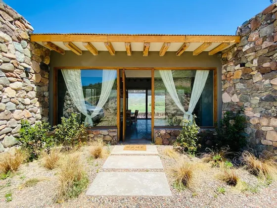 Casa En Venta - Agua Del Durazno - La Carrera