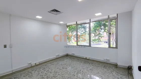 Oficinas En Arriendo Poblado 643-6895487