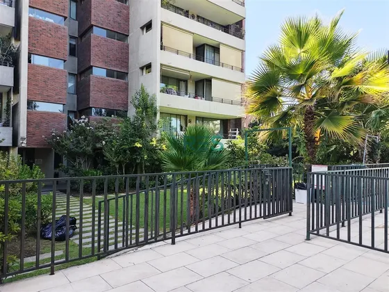 4 Dormitorios, Piscina, 2 Estacionamientos, Las Condes