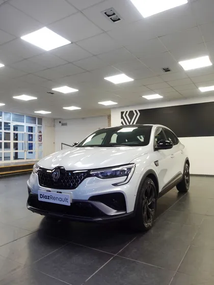 Renault Arkana 1.3 E-tech Hybrid