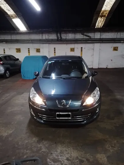Peugeot 408 2.0 Allure 143cv