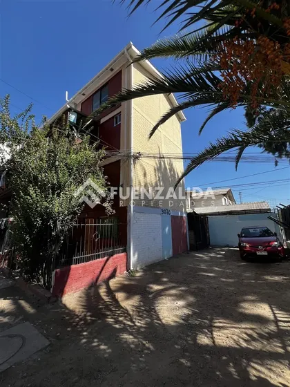 Depto Duplex En Venta De 3 Dorm. En Maipú