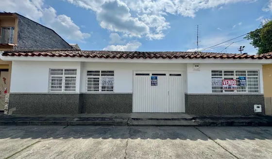 Casa De Una Planta En Venta - Barrio Nuevo Palmira Valle Colombia