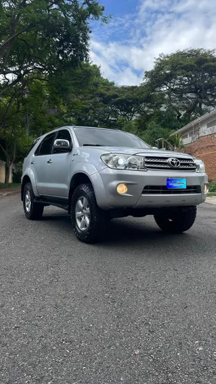 Toyota Fortuner 4x4