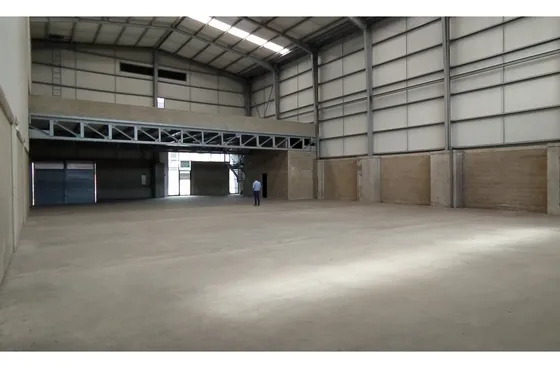 3.411m2 Bodega Arriendo Parque Industrial Copacabana 