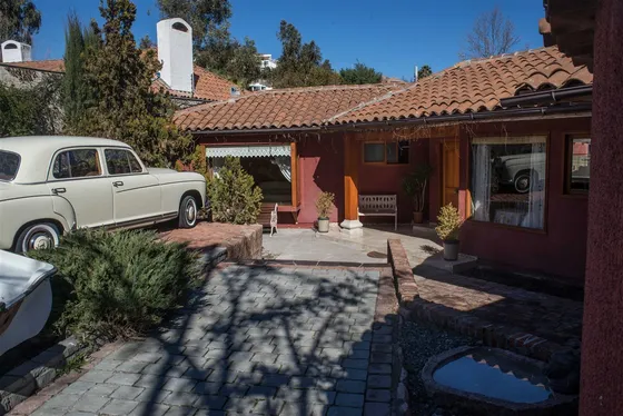 Casa En Venta De 4 Dorm. En Las Condes