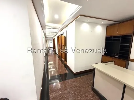Amoblada Y Con Excelente Distribución. Mls #26-10403