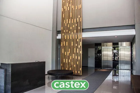 Excelente Oficina En Venta En Vohe, Pilar