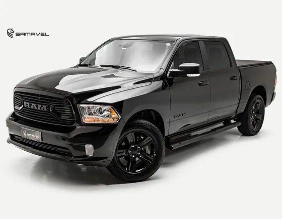 Ram Classic 5.7 V8 Gasolina Laramie Night Edition Cd 4x4 Automático
