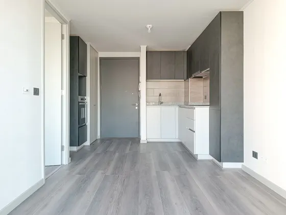 Edificio Av. Vicuña Mackenna (1 Bod.) Vista Oriente Piso 9