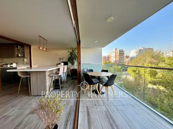Acogedor Departamento En Venta En Pocuro Con Los L...