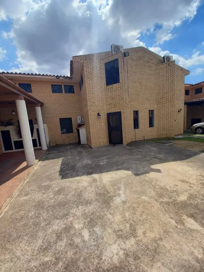 Vendo Comodo Townhouse En Villaserino Park Listo Para Habitar Por $46.000