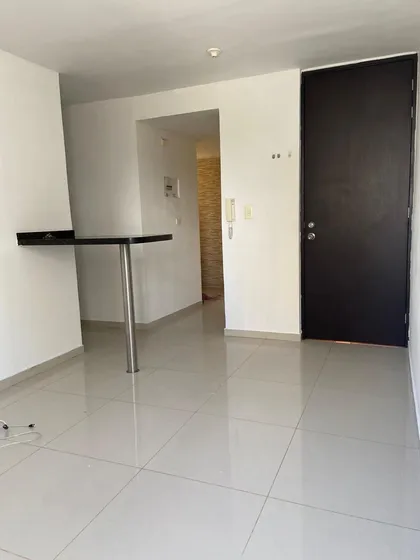 Apartamento En Venta En Lomitas Del Trapiche. Cod V30277