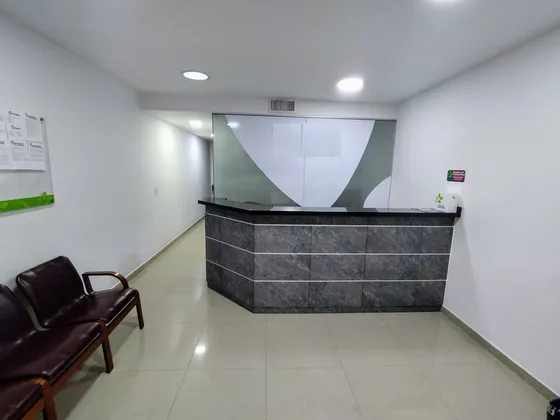 Local En Arriendo Ubicado En Medellin Sector Avendia El Poblado (23335).