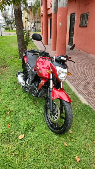 Yamaha Fz16 2012 Titular