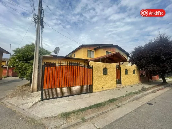 Casa De 2 Pisos En Venta En Villa Don Mateo 2, Sector Norte.