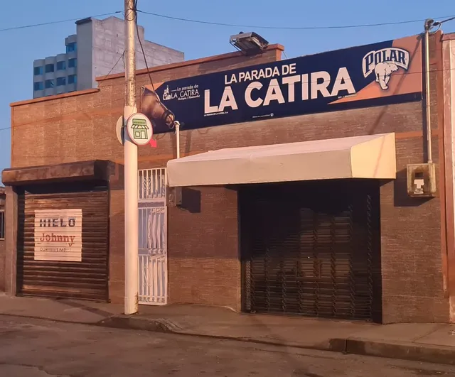 Bodegon  Minimarket  , En Calle Principal De Porlamar.