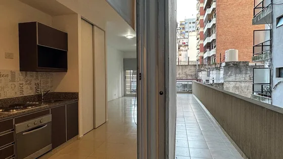 Monoambiente En Venta Con Balcón. Apto Profesional Con Ameni