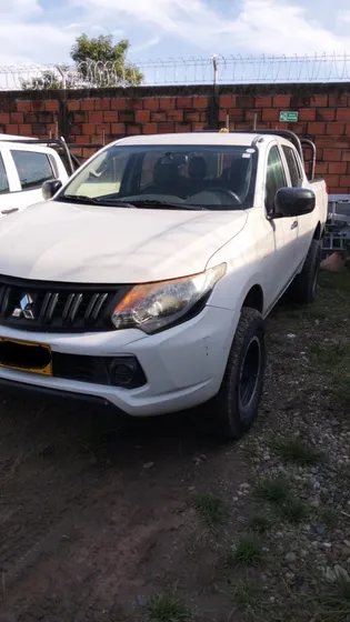 Mitsubishi L200 Sportero 2.5 High Power
