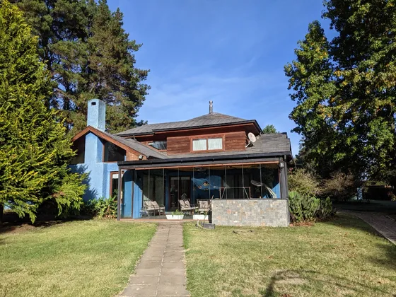 Cómoda Casa En Mejor Barrio De Camino Antuco