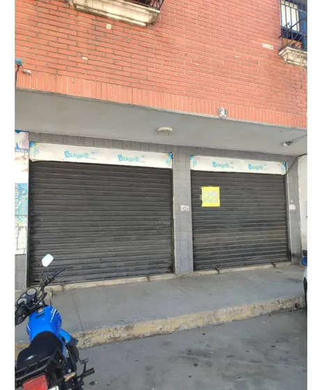  Alquilo Local Comercial En Av. Bolivar De Pto. Cabello