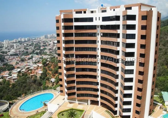 Paseo Vip Vende Penthouse Urb La Llanada, La Guaira 