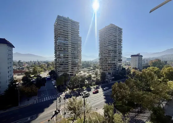 Gran Oportunidad / Los Dominicos - Torres De Apoquindo N/o
