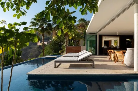 En Venta Departamento De 714m² En Zihuatanejo, Guerrero